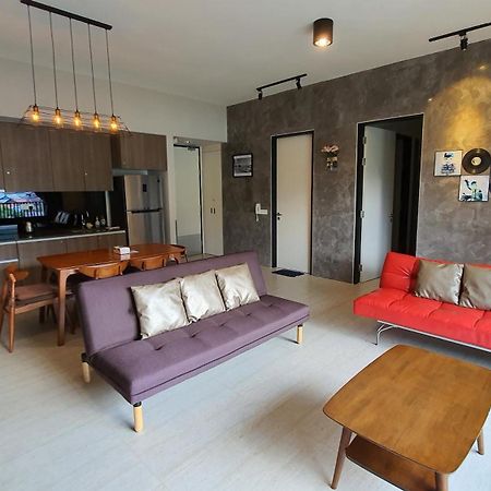 By The Sea Beach Luxury Resort - Batu Feringgi Dış mekan fotoğraf