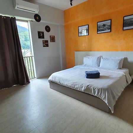 By The Sea Beach Luxury Resort - Batu Feringgi Dış mekan fotoğraf